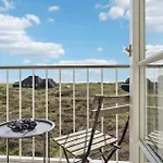 2 Bedroom Stunning In Holiday home Blavand