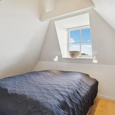 2 Bedroom Stunning In * Blavand