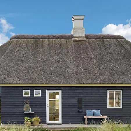 Holiday home 2 Bedroom Stunning In